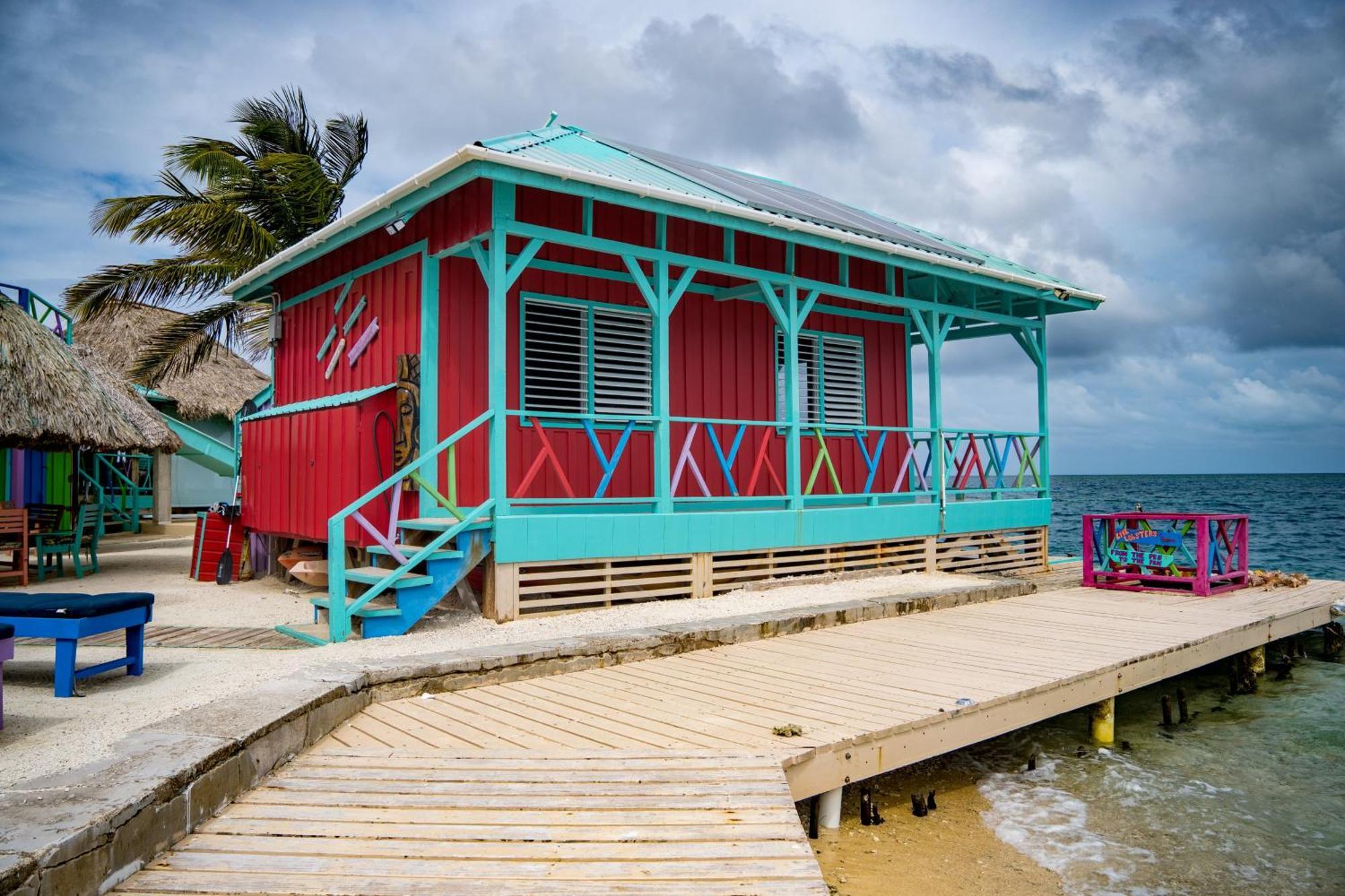 King Lewey'S Island Resort Placencia Εξωτερικό φωτογραφία