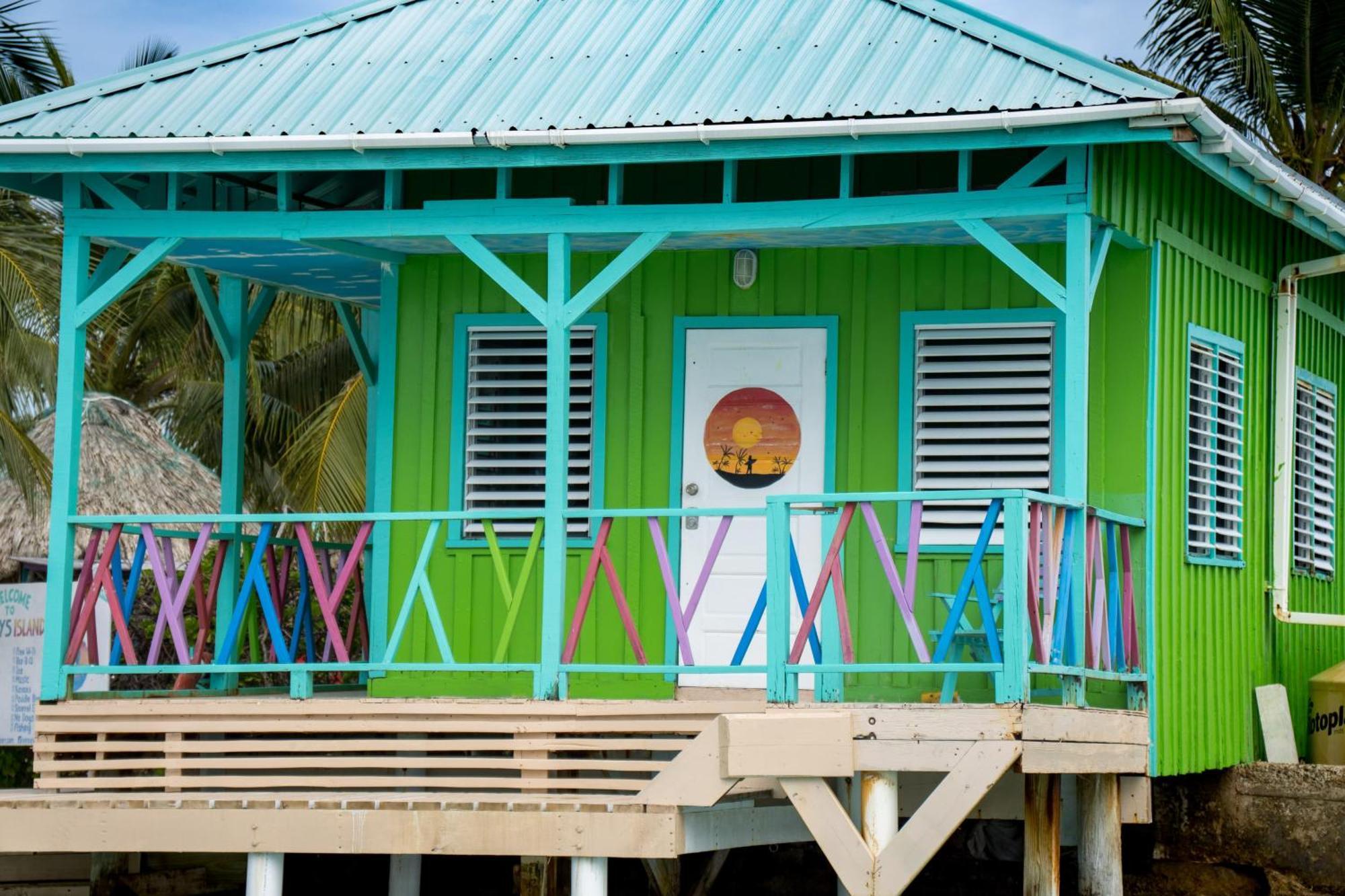 King Lewey'S Island Resort Placencia Εξωτερικό φωτογραφία
