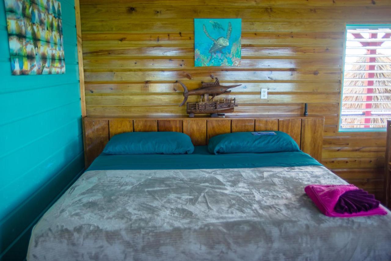 King Lewey'S Island Resort Placencia Εξωτερικό φωτογραφία